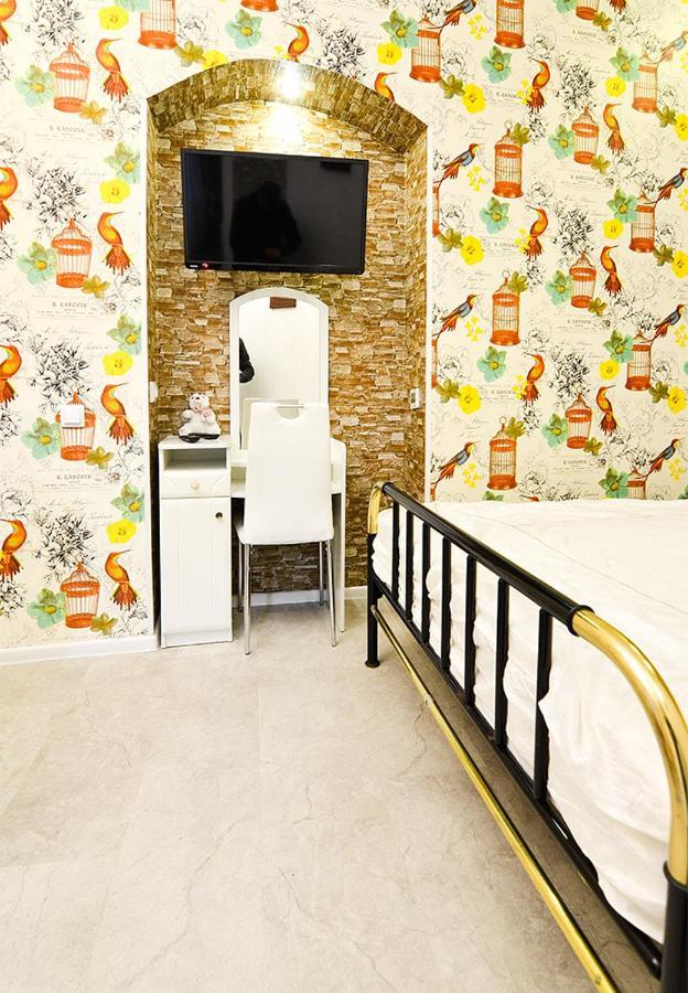 Apartments Leopolli Near Opera House Lviv Dış mekan fotoğraf