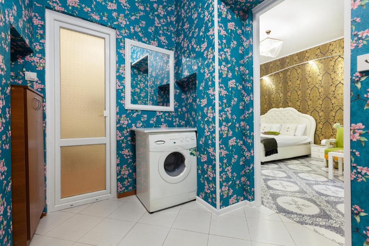 Apartments Leopolli Near Opera House Lviv Dış mekan fotoğraf